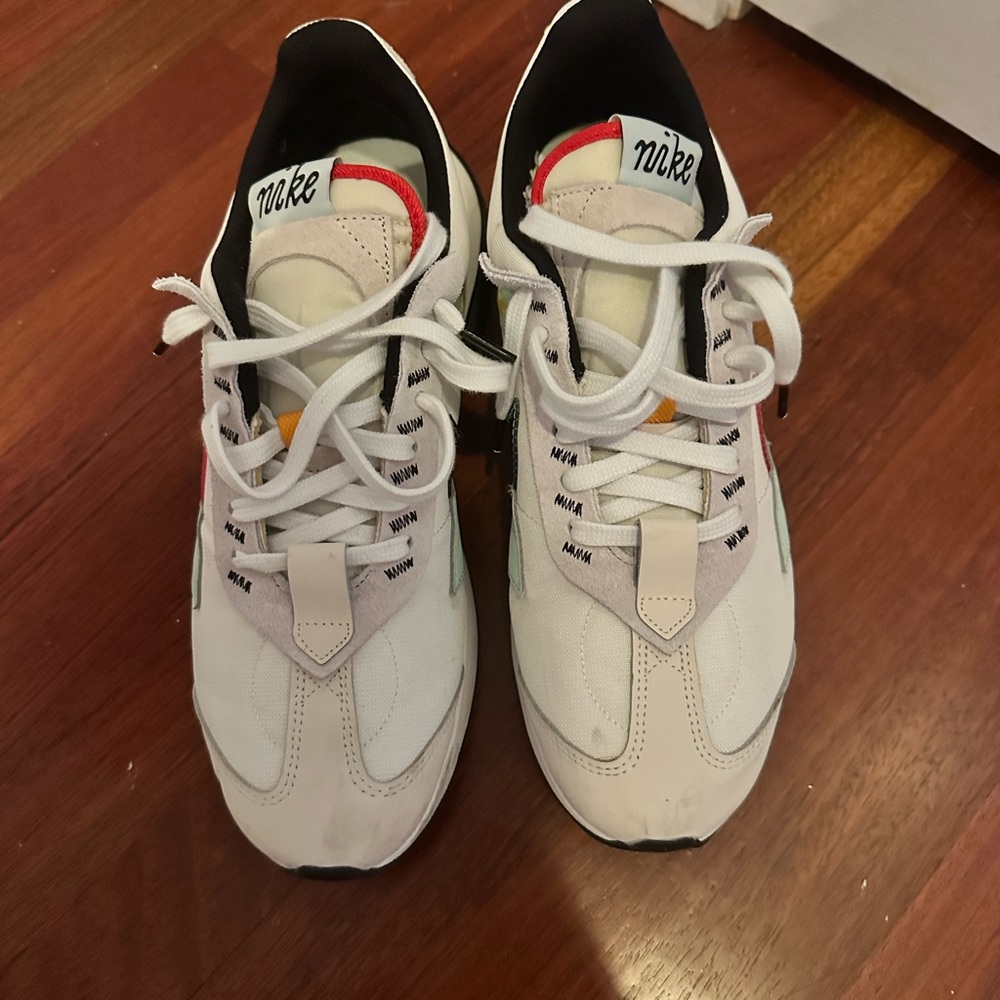 Men’s Nikes Air Max Pre-Day, 11.5 - Picture 3 of 6